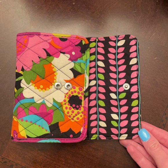 Vera Bradley wallet - Picture 5 of 5